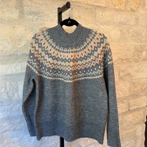 Style & Co- Women’s Gray Patterned Sweater